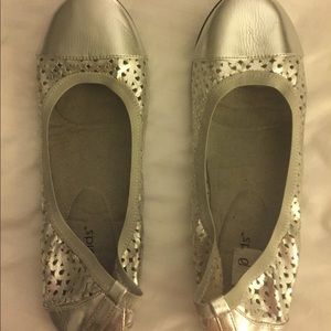 Footzyfolds Silver (comfortable!!) foldable flats